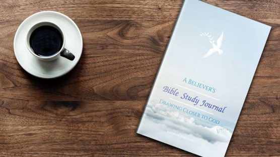 A Believer's Bible Study Journal: Drawing Closer To God: A S.O.A.P. Bible study : Bible Study Journal: (Soap Bible Study Prompts)